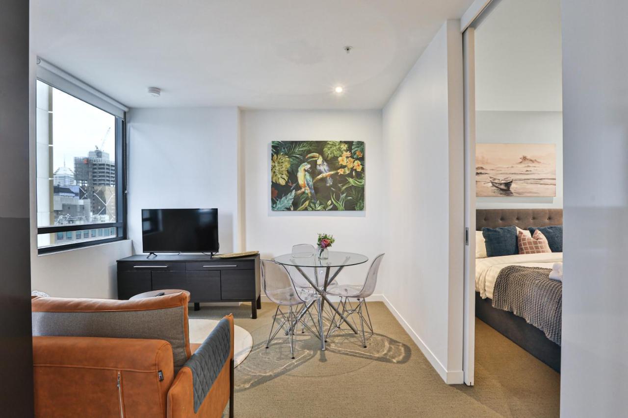 My80 Apartment Located In The Inner Of Melbourne Cbd Exteriör bild